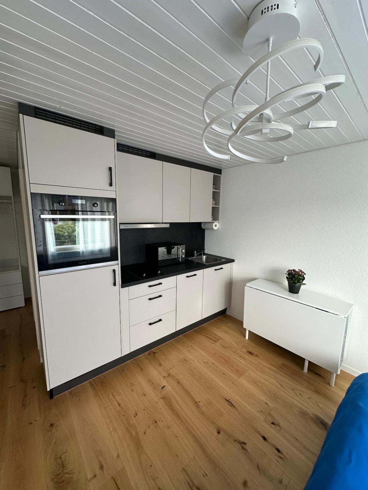 Gaestehaus Maryvitty, Zentrale Zwischen Aarau Und Olten, Gut Verbunden Apartmán *